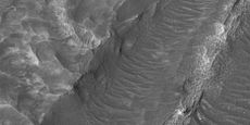Section of ridge that has eroded, as seen by HiRISE