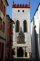 Torturm (Matthiasturm) mit reichem Zinnenabschluss und integrierter Burgkapelle (Einzeldenkmal zu ID-Nr. 09301043)