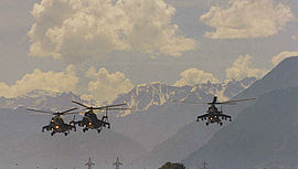 Drei Mil Mi-24 im Anflug