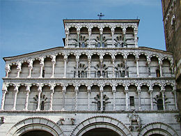 The arcading on the façade of Lucca Cathedral, Tuscany (1204) has many variations in its decorative details, both sculptural and in the inlaid polychrome marble.