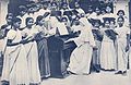 Eine Don-Bosco-Schwester unterrichtet Musik in Vellore, Indien, 1939