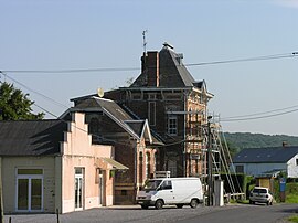 The town hall in Moustier-en-Fagne