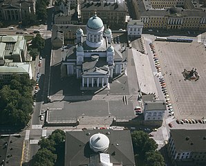 Aerial photograph from on top in 1976 that shows the shape of the cathedral