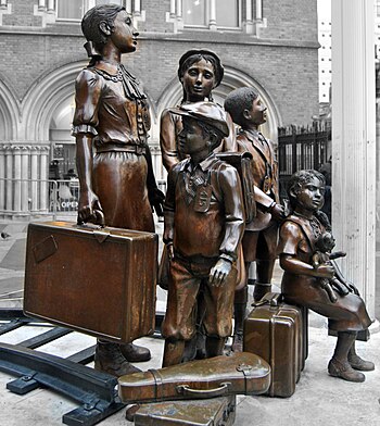 Hope Square is dedicated to the Children of the Kindertransport, who found hope and safety in Britain through the gateway of Liverpool Street Station. Association of Jewish Refugees, Central British Fund for World Jewish Relief, 2006.