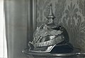 Pickelhaube von Paul von Hindenburg im Museum in Schloss Neudeck in den 1920er Jahren (getragen und beschädigt in der Schlacht von Königgrätz)