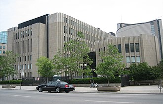 A color image of the front façade of a courthouse