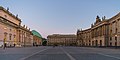 Bebelplatz mit v. l. n. r. Berliner Staatsoper, St.-Hedwigs-Kathedrale, Hotel de Rome und der Alten Bibliothek
