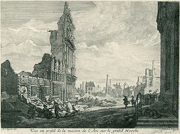 The surroundings of the Town Hall after the bombardment