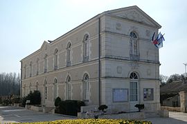 The town hall in Saint-Pierre-la-Noue