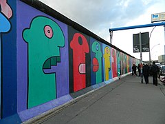 The work of Thierry Noir, higher resolution.