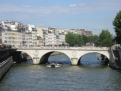 The Pont Saint-Michel