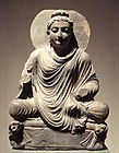 Sitzender Buddha, Gandhara, 2. Jahrhundert n. Chr.