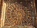 Bishnupur – Terrakotta-Relief am Shyamrai-Tempel (Krishna und Tänzerinnen)
