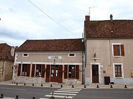 The town hall in Lainsecq