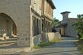The centre of Saint-Antoine-de-Ficalba