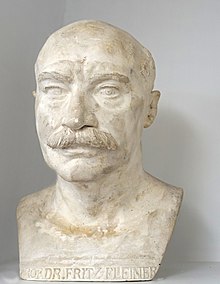 Fritz Fleiner (1867–1937) Büste. Von August Suter (1887–1965) Bildhauer, August Suter Museum, Eptingen.