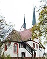 Kirche (mit Ausstattung) und Kirchhof mit Grabmalen