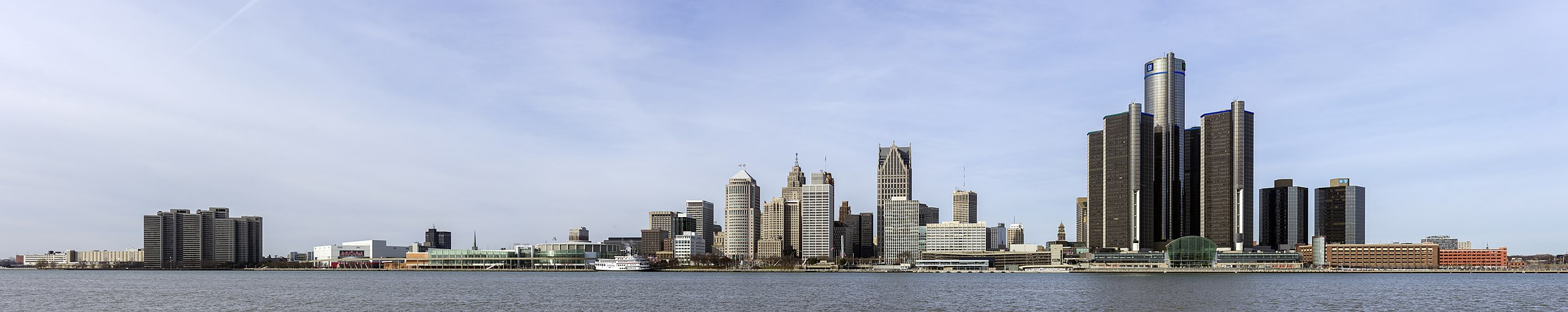 Although the city may have temporarily gone bankrupt, Detroit's riverside still reflects the city's heyday as a center of car production and music. This panorama, a stitch of three rows of ten images, shows the Detroit International Riverfront from the Riverfront Condominiums in the east to the Renaissance Center in the west.