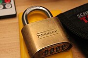 Master 175 combination lock