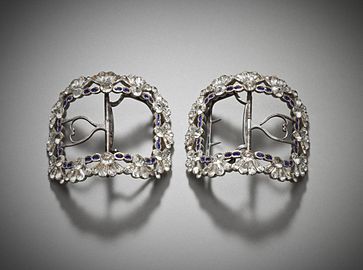 Woman's silver and steel shoe buckles with paste stones, 1780–85. LACMA M.80.92.1a-b