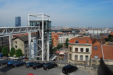 Poelaert Elevators (Neirinck, 2002)