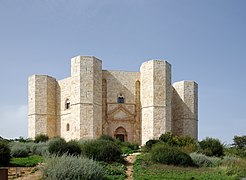 Castel del Monte, eines der Wahrzeichen und Sehenswürdigkeiten der Region