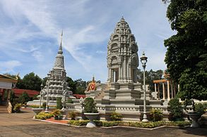 Royal stupas