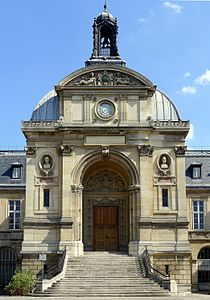 The Conservatoire national des arts et métiers by Léon Vaudoyer (1838–67)