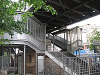 Sèvres-Lecourbe station entrance