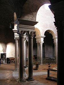 Roman Composite columns of the Church of Santa Costanza, Rome, originally built as a mausoleum to house the tomb of Constantina, daughter of Roman emperor Constantine the Great, unknown architect, 2nd quarter of the 4th century[4]
