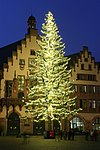 Christmas tree on the Römerberg in Frankfurt, Germany.
