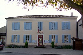 The town hall in Uzeste