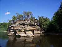 Dells of the Wisconsin River, May 2002.