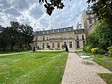 The Hôtel de Besenval has one of the oldest private English landscape gardens in Paris.
