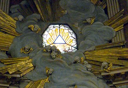 Detail of the "Gloire Divine" window (Chapel of the Virgin)