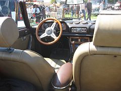 Individualisiertes Cockpit eines Cabrios (1981)