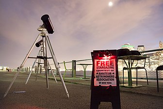 Free stargazing on Pier 1 sponsored by the Amateur Astronomers Association of New York