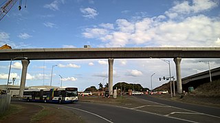 Precast bridge segments supported by cylindrical piers were used to construct most of the guideway (2015)