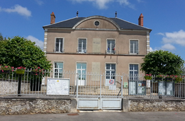The town hall in Coulommes