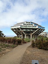 Geisel Library, San Diego, California, US, by William Pereira, 1970[253]