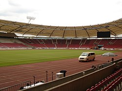 Gottlieb-Daimler-Stadion (Gottlieb-Daimler-Stadion, Stuttgart) Ort: Stuttgart Kapazität: 52.000[25] Verein: VfB Stuttgart