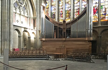 The modern organ, placed in the south transept