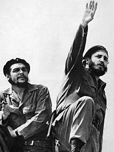Cuban revolutionaries Che Guevara (left) and Fidel Castro (right) with a full beard