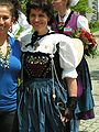 Bundesrätin Doris Leuthard in Freiämter Festtagstracht als Ehrengast am Eidgenössischen Trachtenfest 2010 in Schwyz