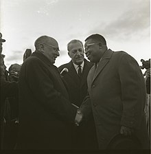 Kasa-Vubu during a 1963 visit to Israel, with the President Zalman Shazar