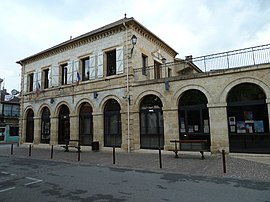 The town hall of Prayssac
