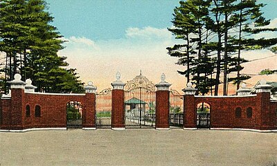 Class of 1903 Gates at Bowdoin c. 1920