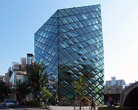 Prada Aoyama store, Tokyo, by Herzog & de Meuron (2003)