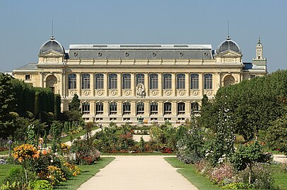 Garden facade of the Grand Gallery of Evolution
