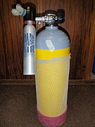 Charging a small bailout cylinder from a larger aluminium scuba cylinder